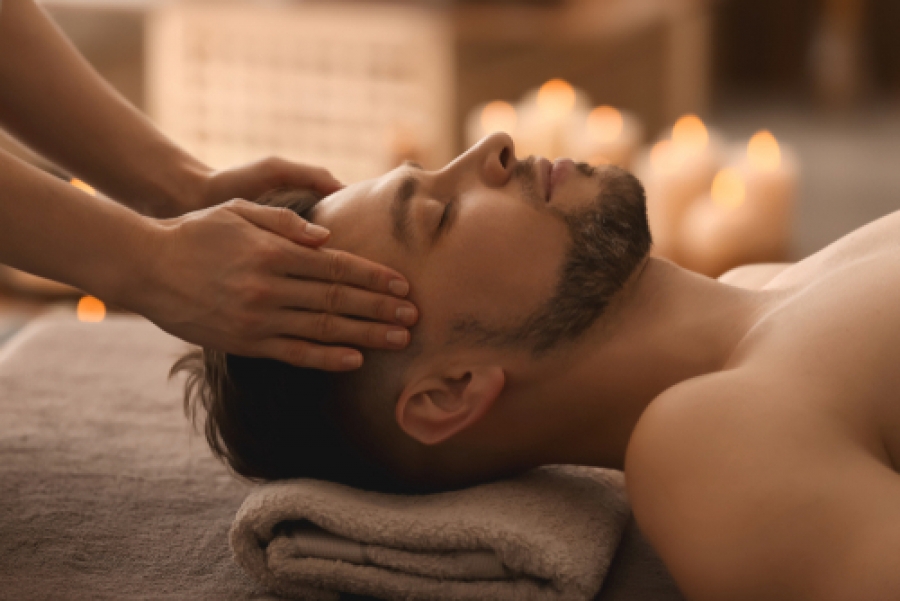 massage therapist in Washington Township, MI